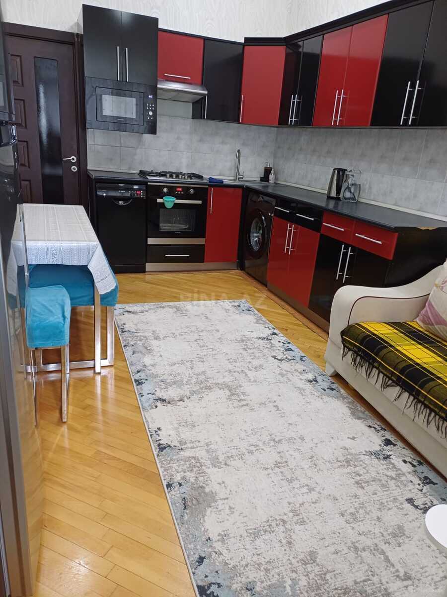 3 otaqlı Yeni tikili, Neftçilər m., Bakı