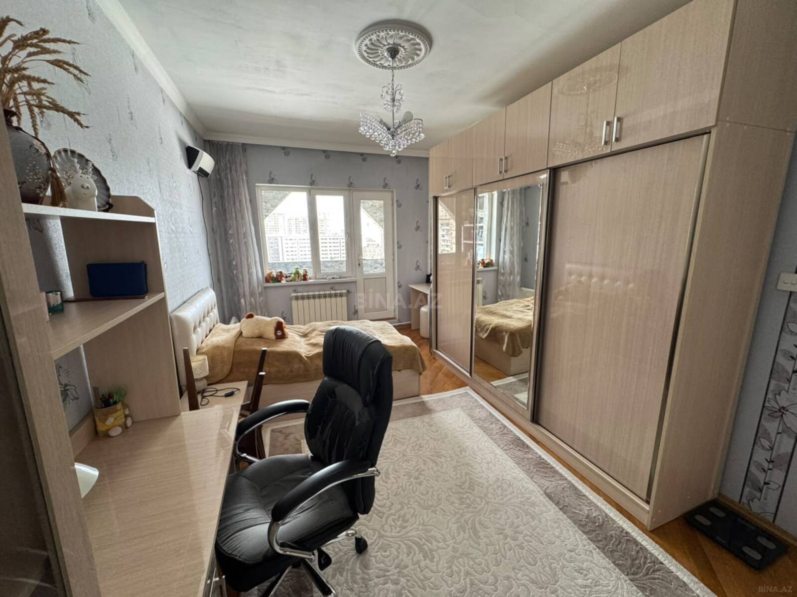 3 otaqlı Köhnə tikili, Binəqədi r., Bakı