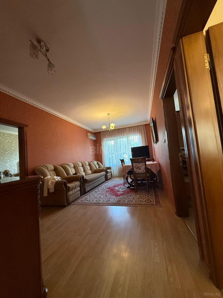 4 otaqlı Köhnə tikili, Əhmədli q., Bakı