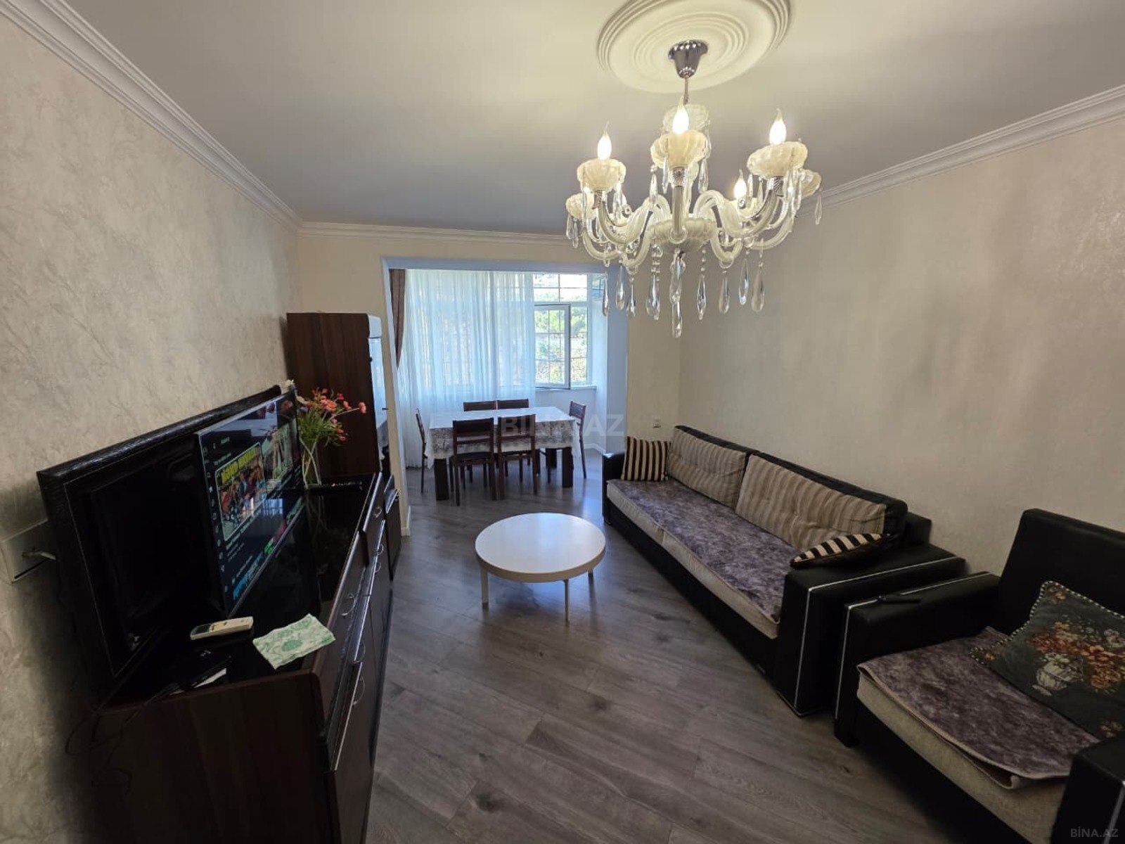 3 otaqlı Köhnə tikili, Neftçilər m., Bakı