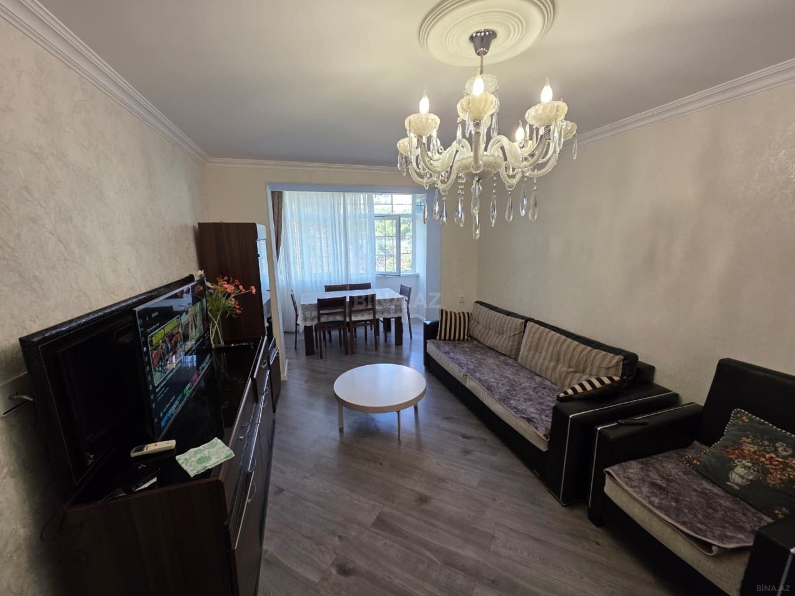 3 otaqlı Köhnə tikili, Neftçilər m., Bakı