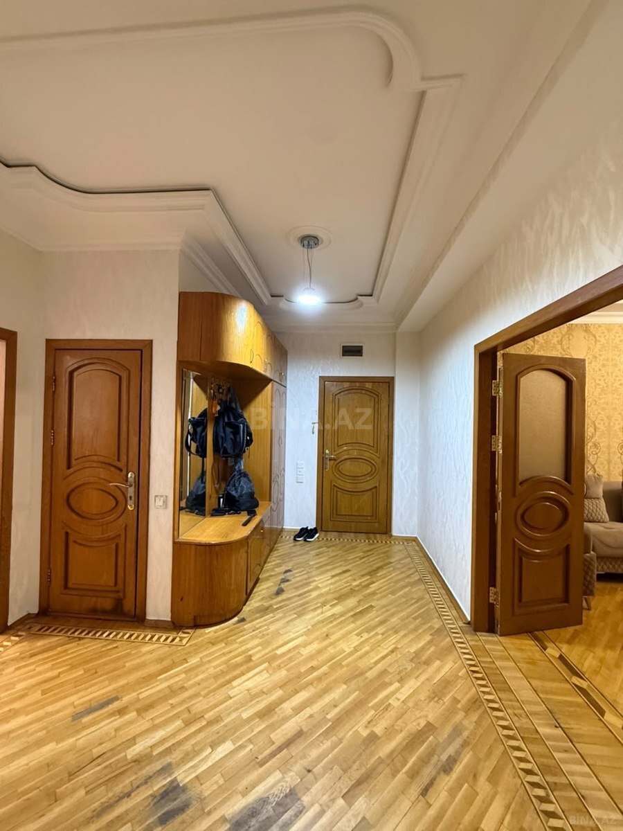 3 otaqlı Yeni tikili, Xalqlar Dostluğu m., Bakı
