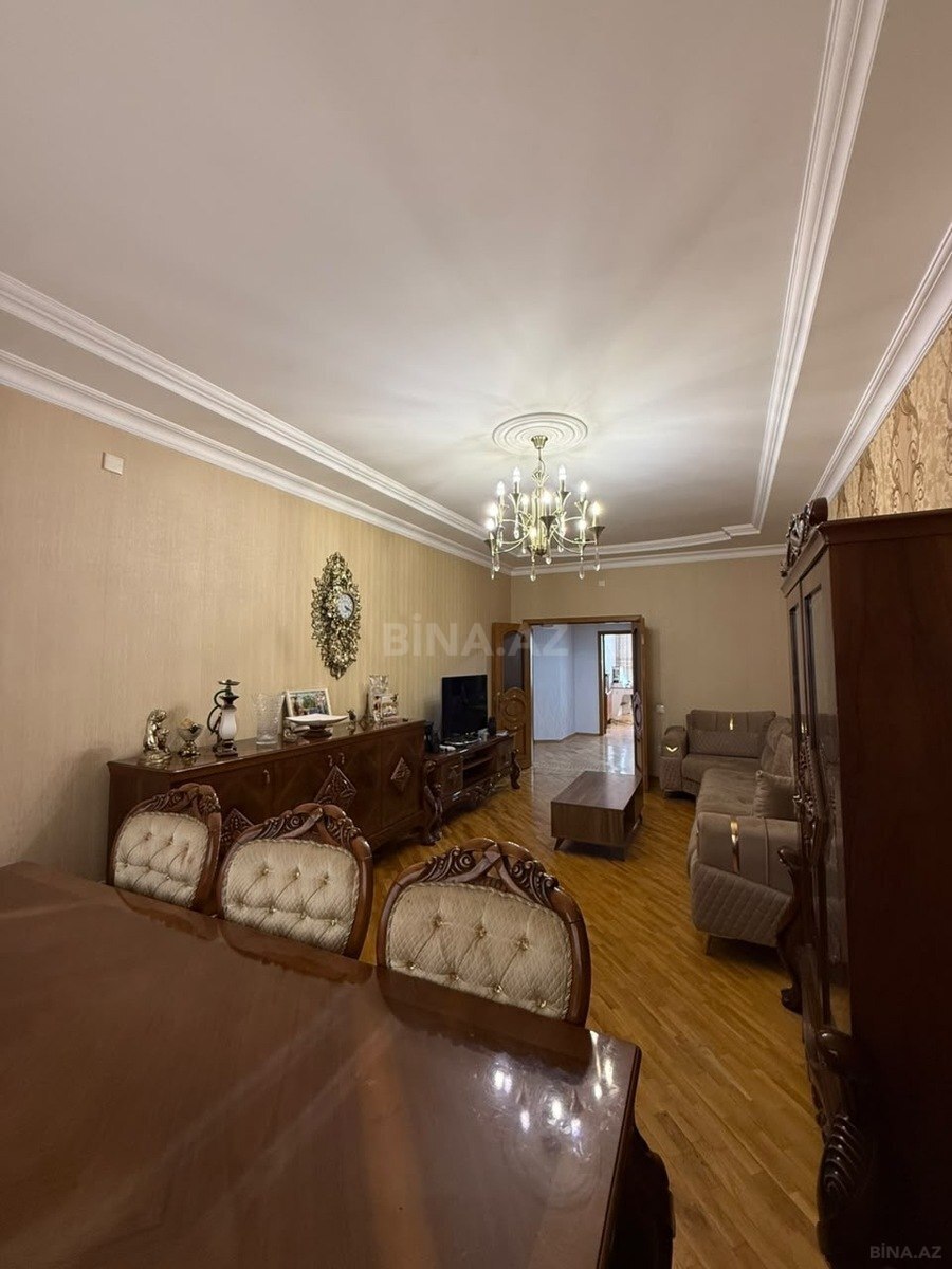 3 otaqlı Yeni tikili, Xalqlar Dostluğu m., Bakı