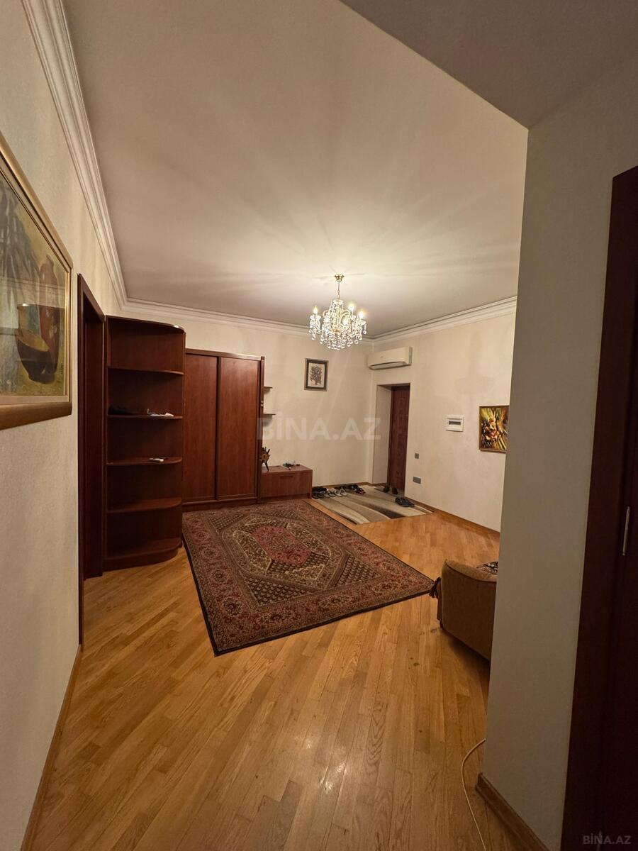 3 otaqlı Yeni tikili, Elmlər Akademiyası m., Bakı