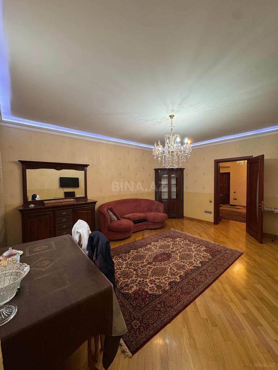 3 otaqlı Yeni tikili, Elmlər Akademiyası m., Bakı