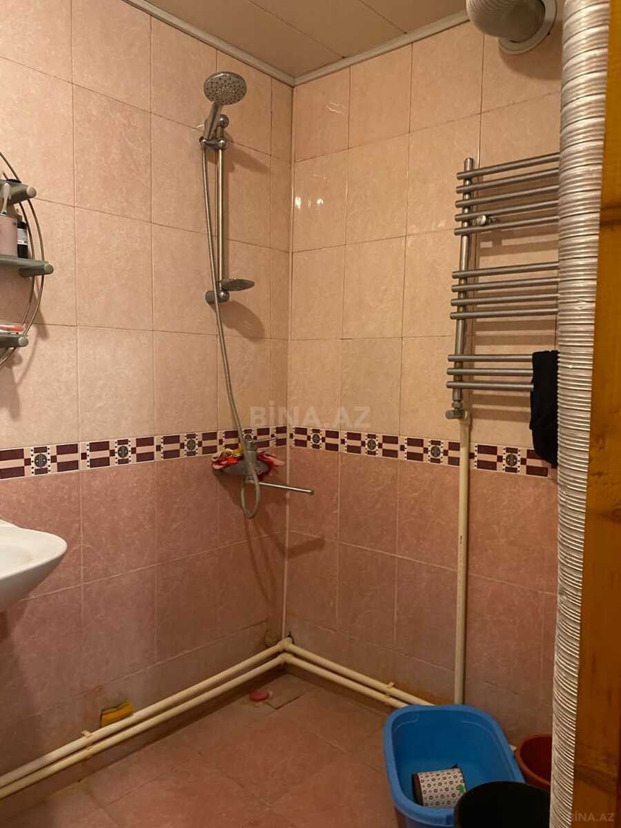 3 otaqlı Köhnə tikili, Həzi Aslanov m., Bakı