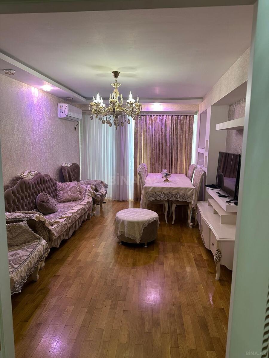 3 otaqlı Yeni tikili, Bakıxanov q., Bakı