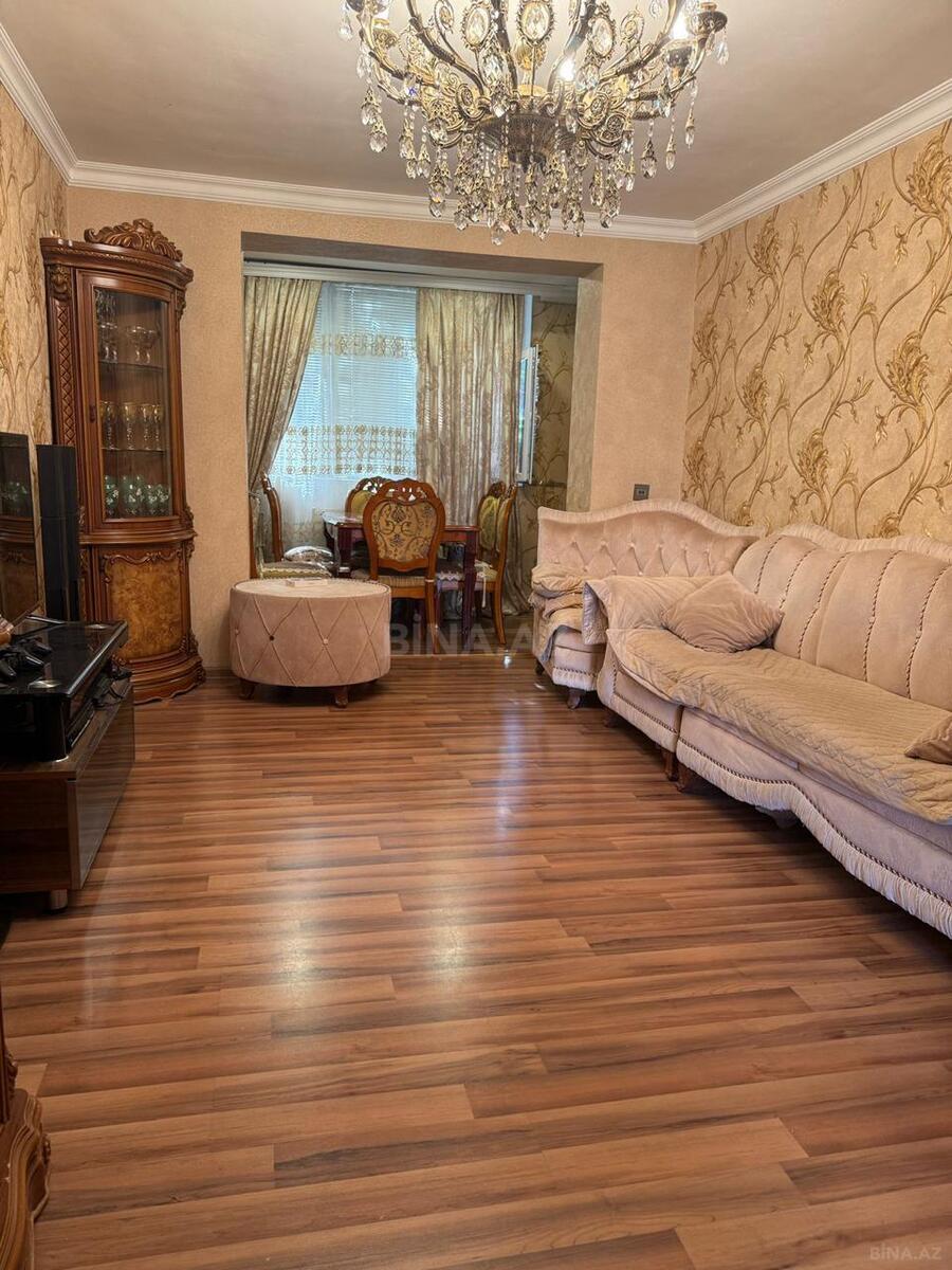 2 otaqlı Köhnə tikili, Elmlər Akademiyası m., Bakı