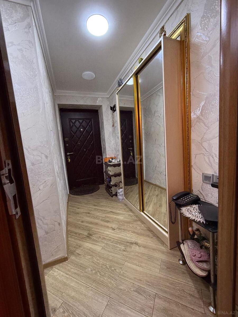 2 otaqlı Köhnə tikili, Elmlər Akademiyası m., Bakı