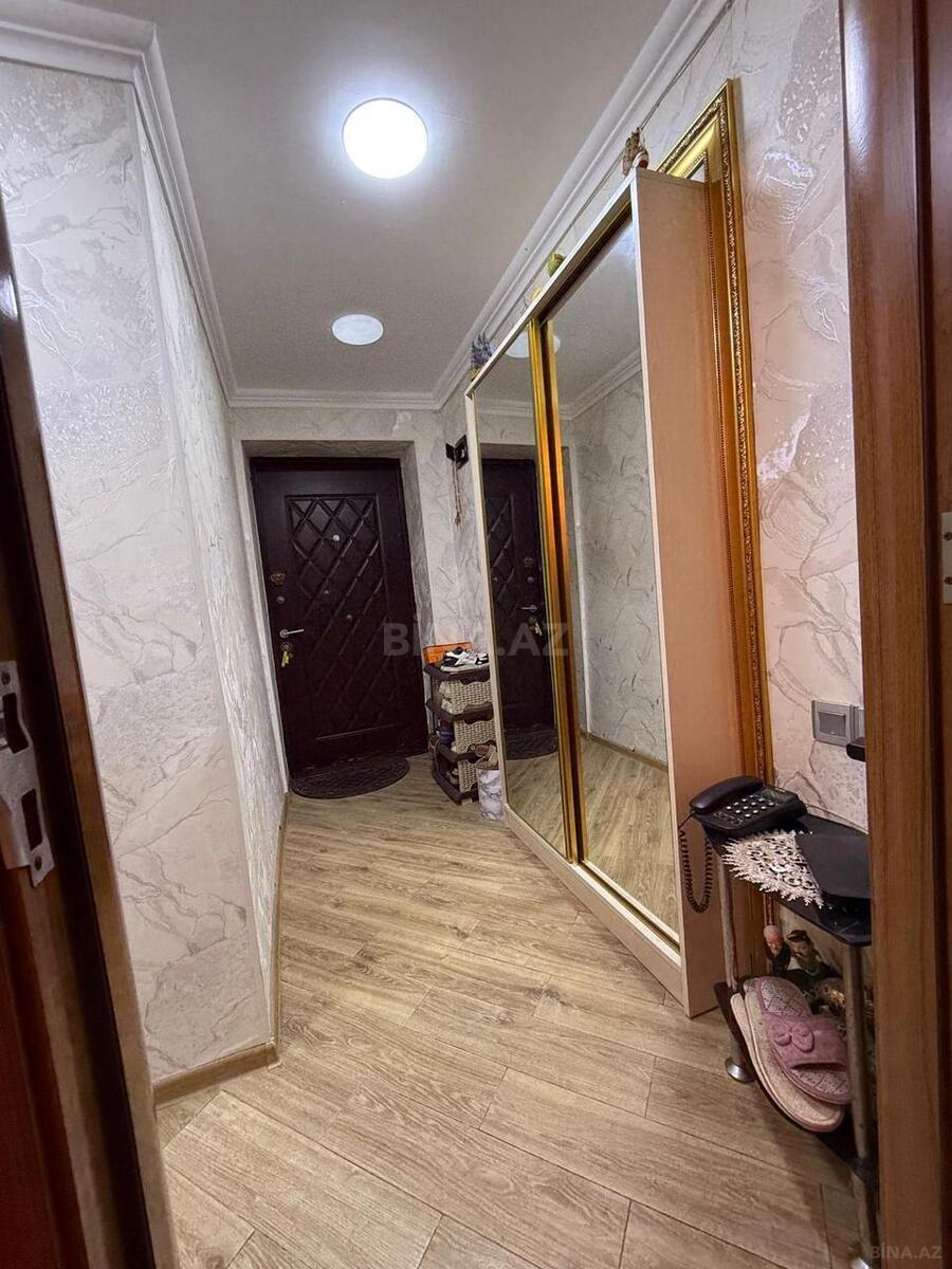 2 otaqlı Köhnə tikili, Elmlər Akademiyası m., Bakı