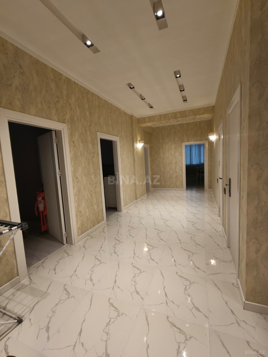 3 otaqlı Yeni tikili, Bakıxanov q., Bakı