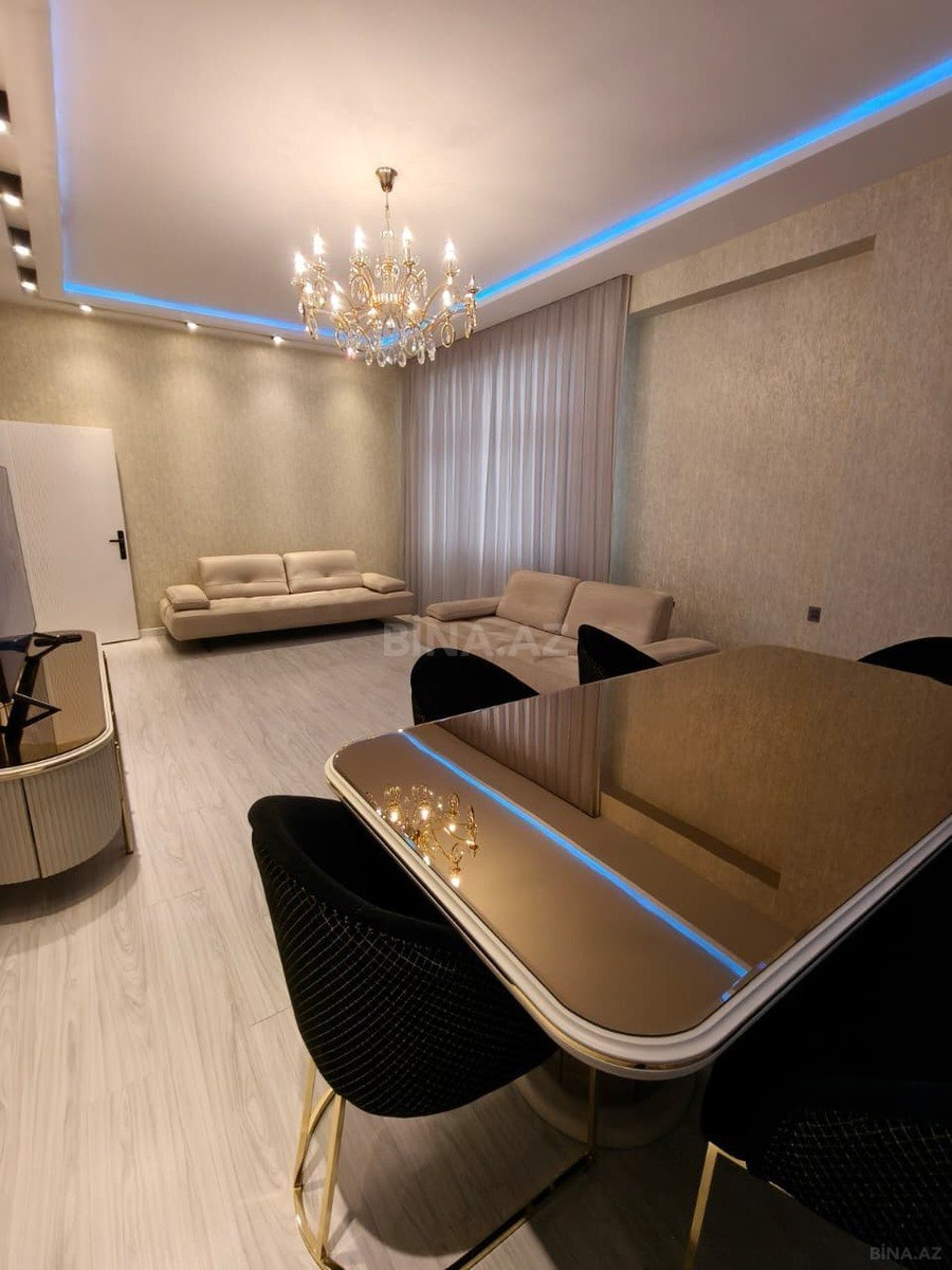 3 otaqlı Yeni tikili, Bakıxanov q., Bakı