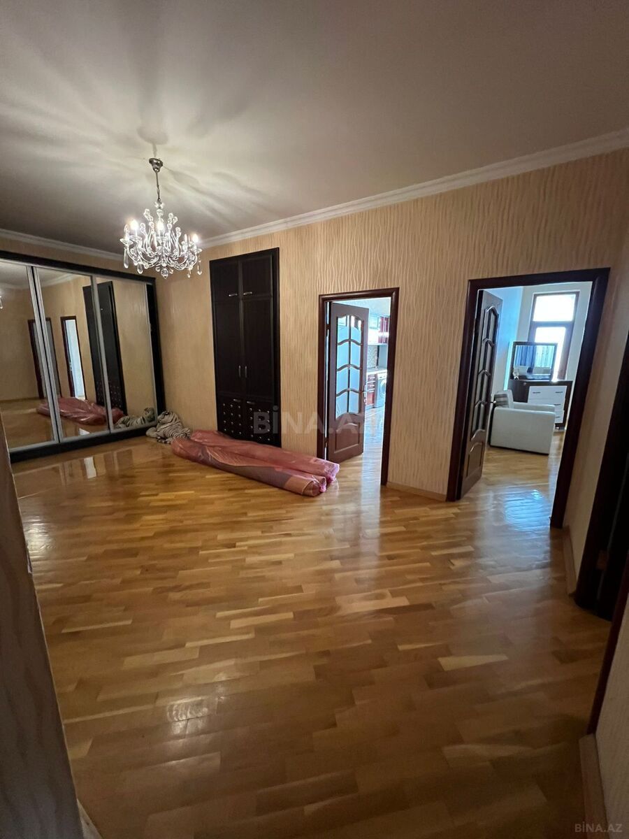 3 otaqlı Yeni tikili, 8 Noyabr m., Bakı