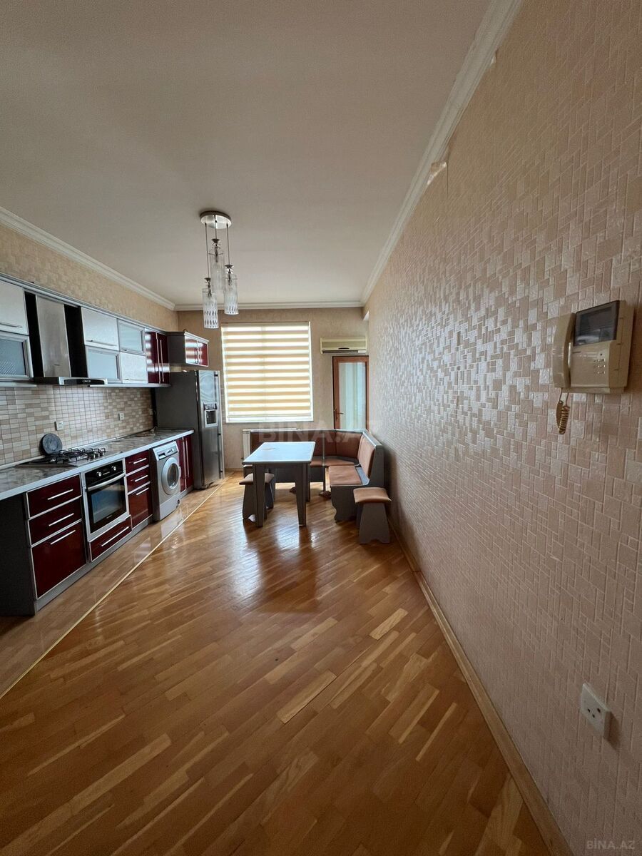 3 otaqlı Yeni tikili, 8 Noyabr m., Bakı