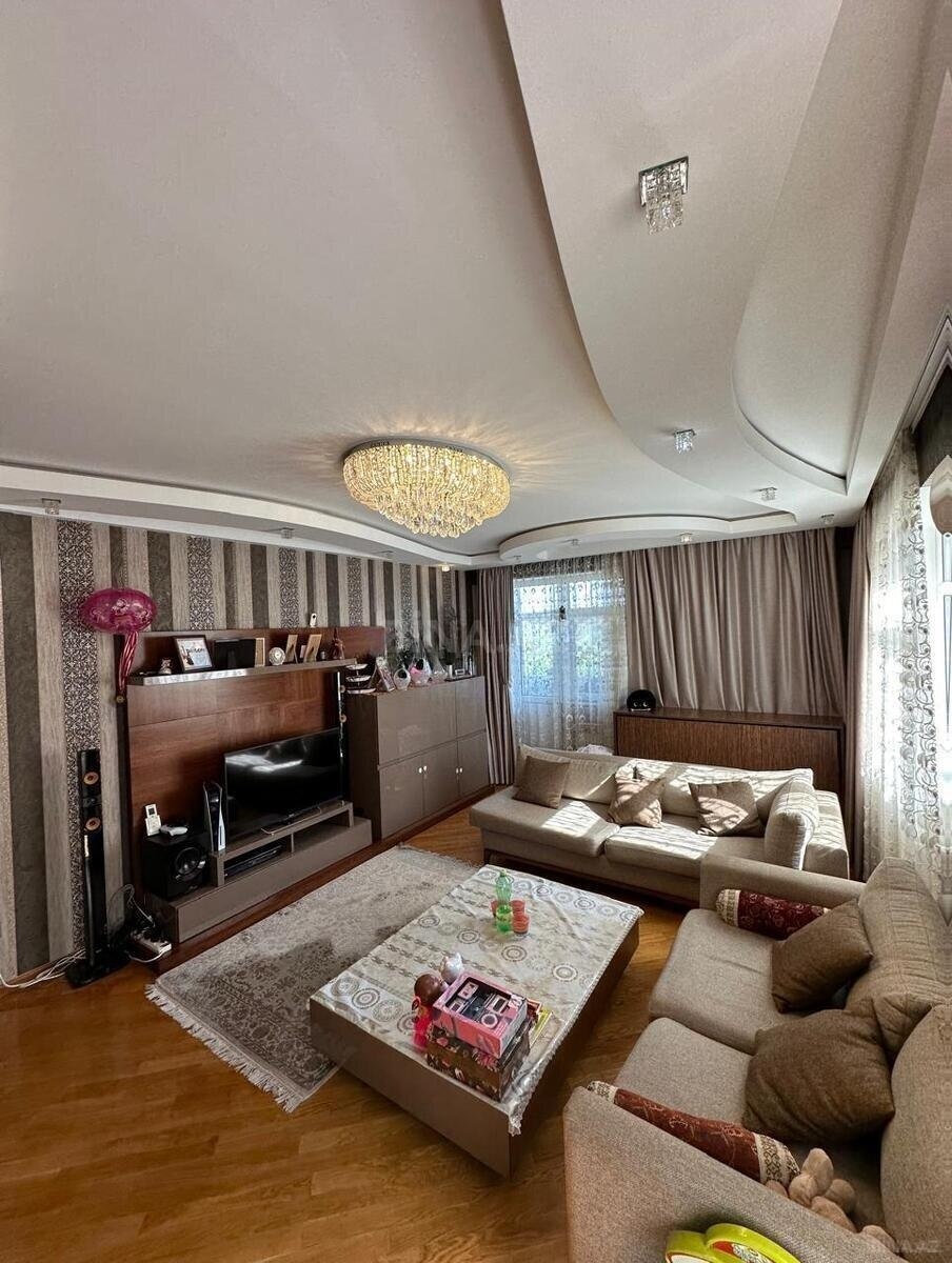 2 otaqlı Yeni tikili, İnşaatçılar m., Bakı