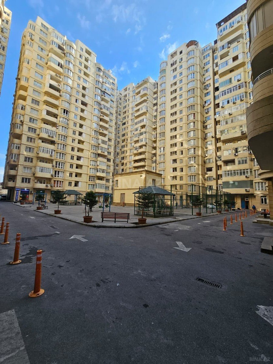 3 otaqlı Yeni tikili, 8 Noyabr m., Bakı