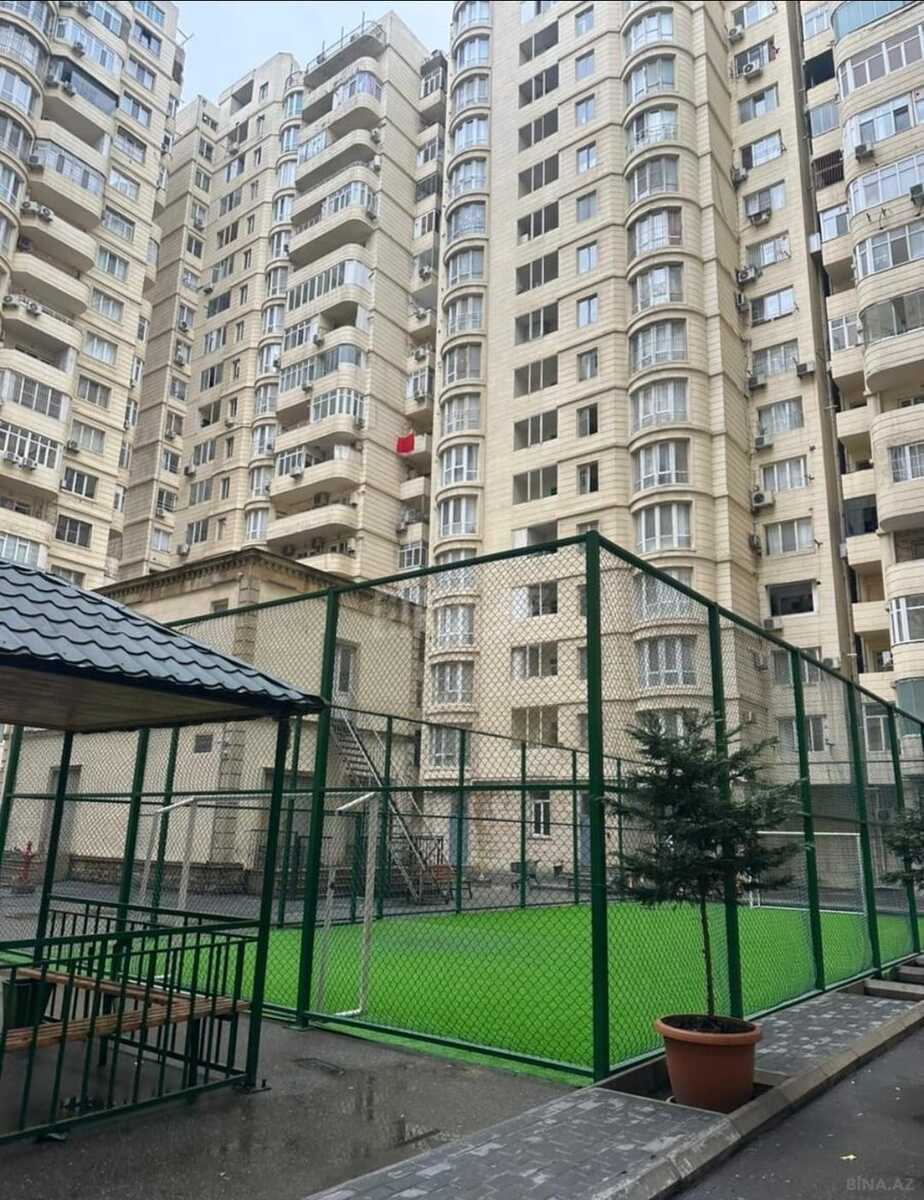 3 otaqlı Yeni tikili, 8 Noyabr m., Bakı