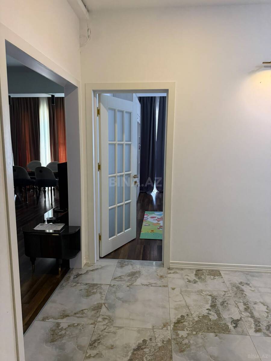 3 otaqlı Yeni tikili, Şah İsmayıl Xətai m., Bakı