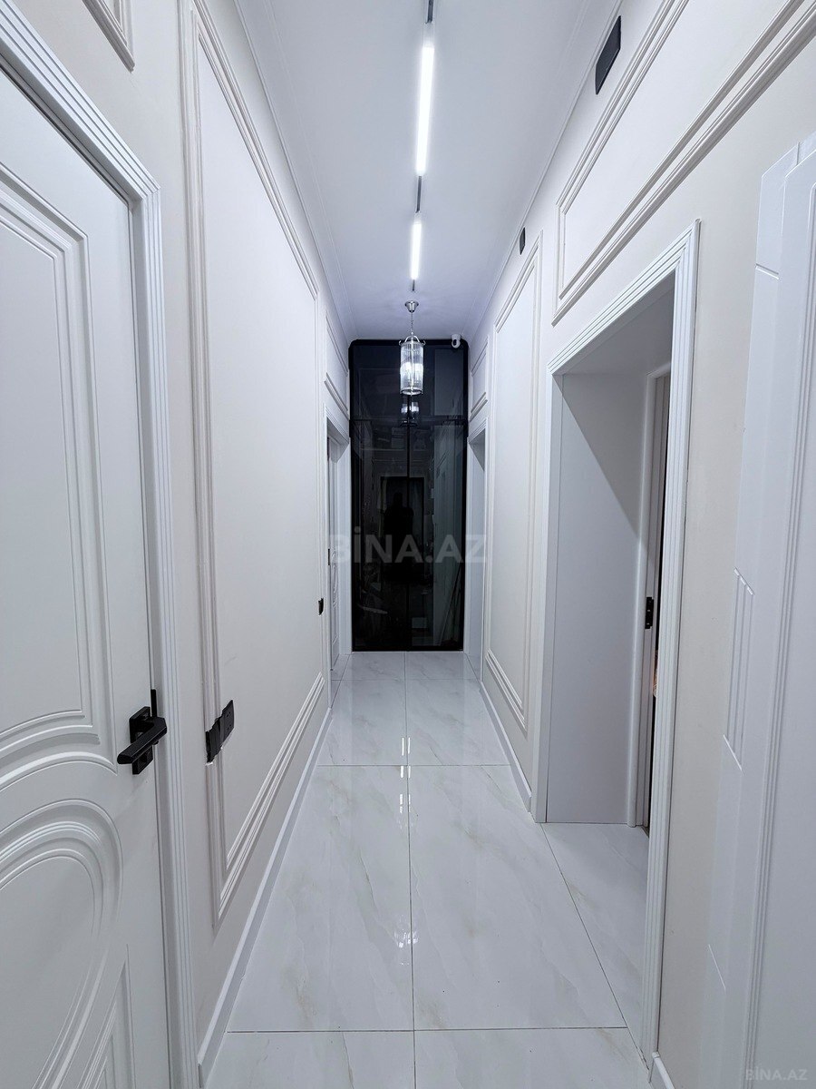 3 otaqlı Köhnə tikili, Nizami m., Bakı