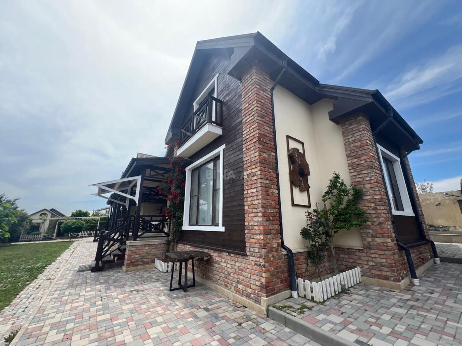 5 otaqlı Həyət evi/Bağ evi, Masazır q., Bakı