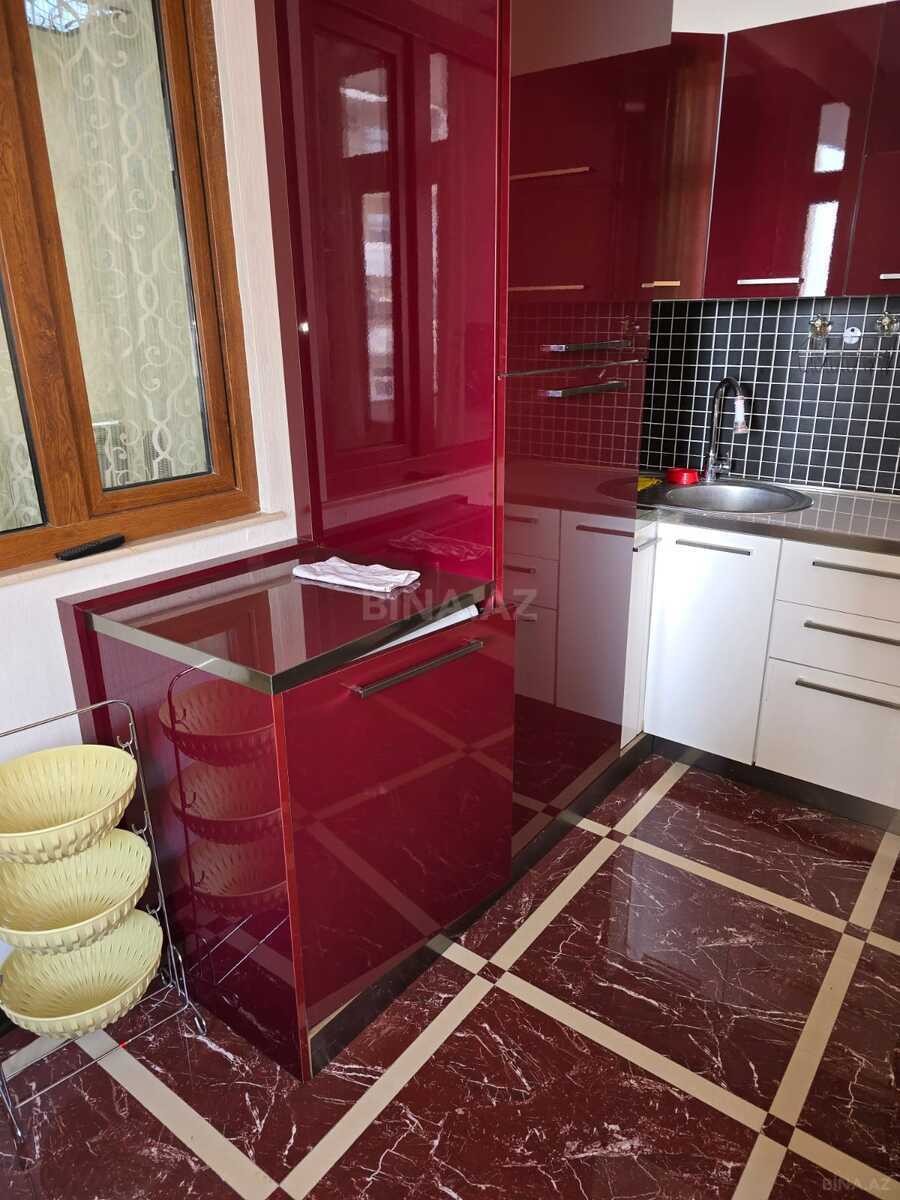 3 otaqlı Yeni tikili, 28 May m., Bakı