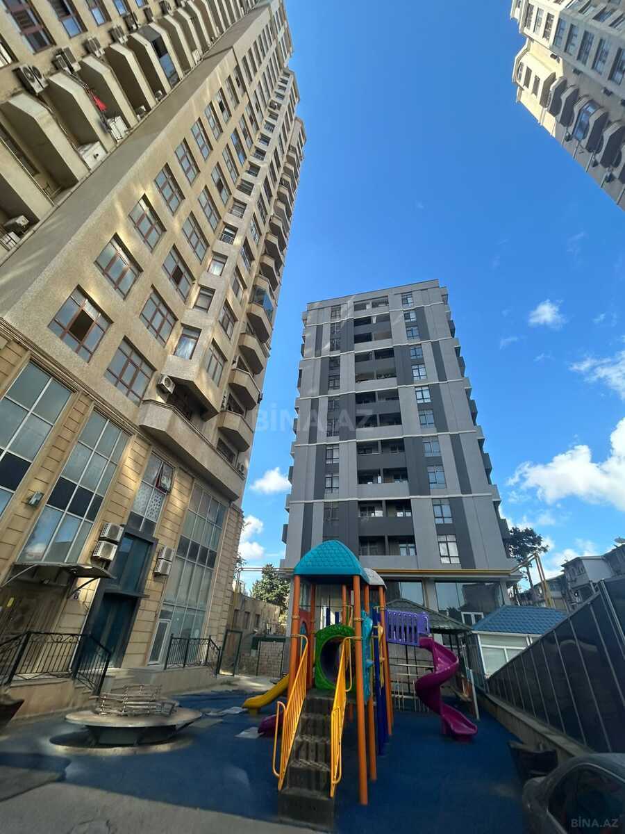 3 otaqlı Yeni tikili, İnşaatçılar m., Bakı