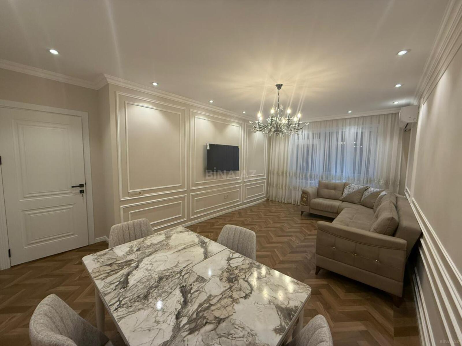 2 otaqlı Yeni tikili, 8 Noyabr m., Bakı