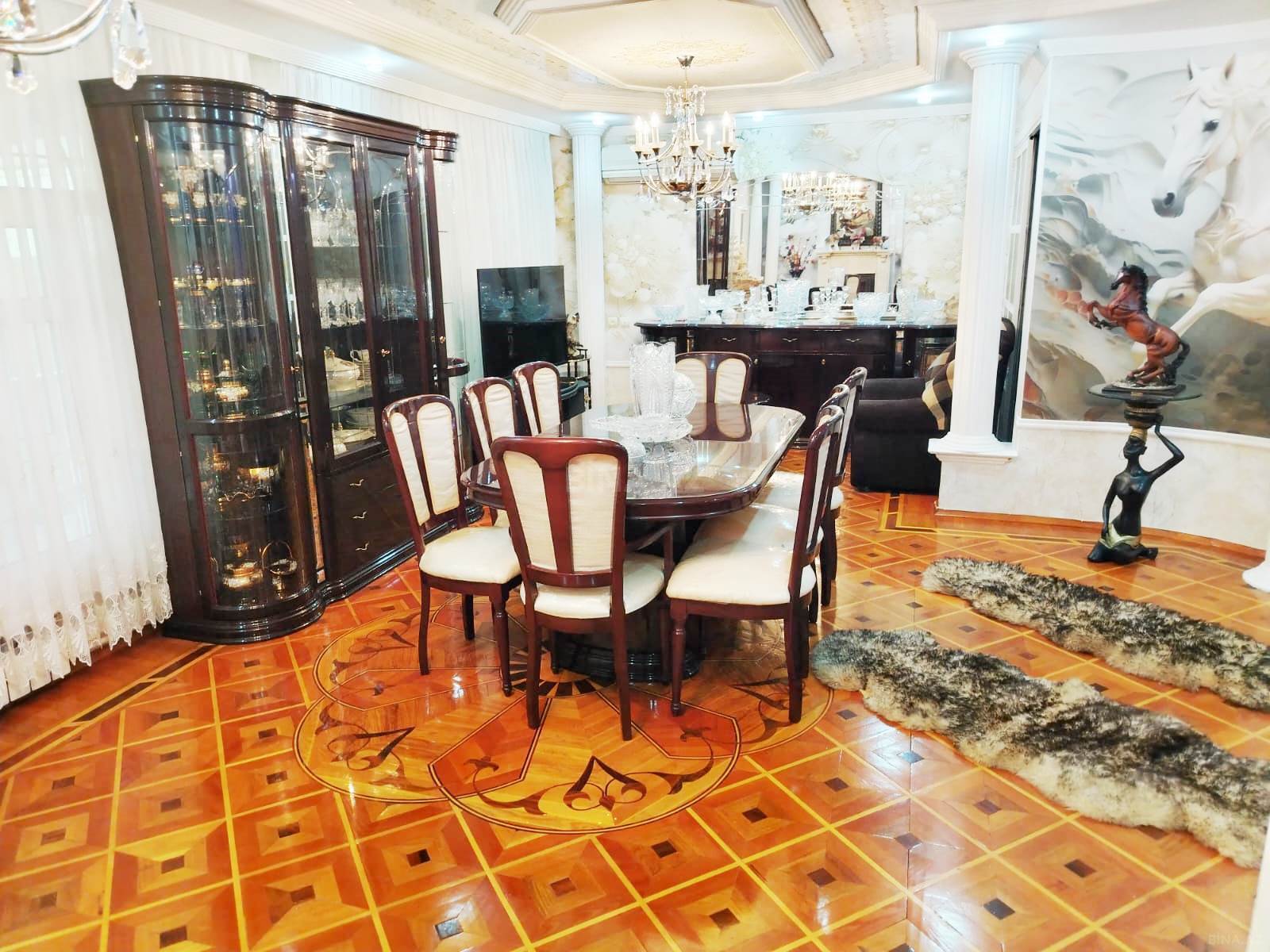 5 otaqlı Köhnə tikili, Azadlıq Prospekti m., Bakı