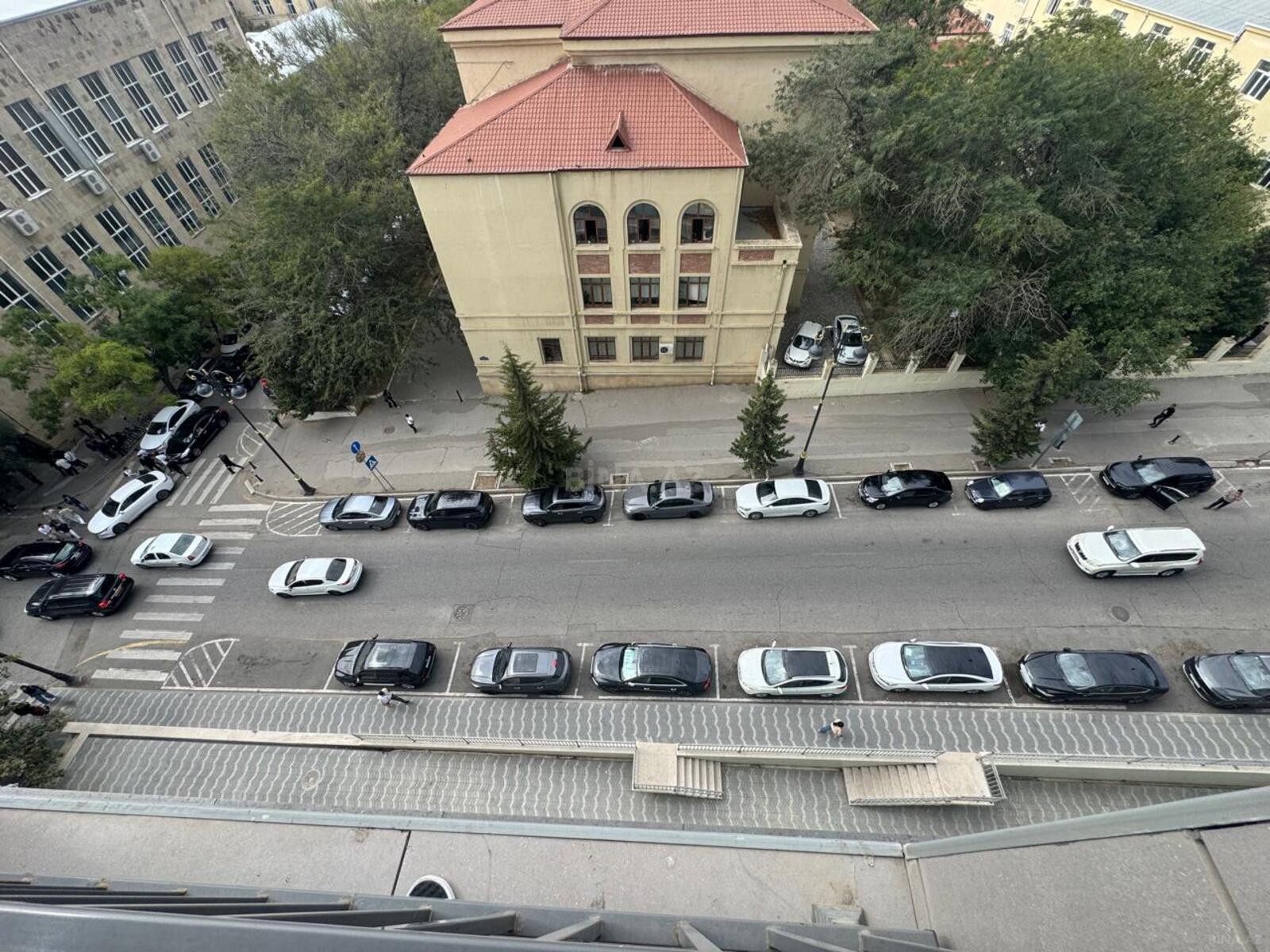 3 otaqlı Yeni tikili, 28 May m., Bakı