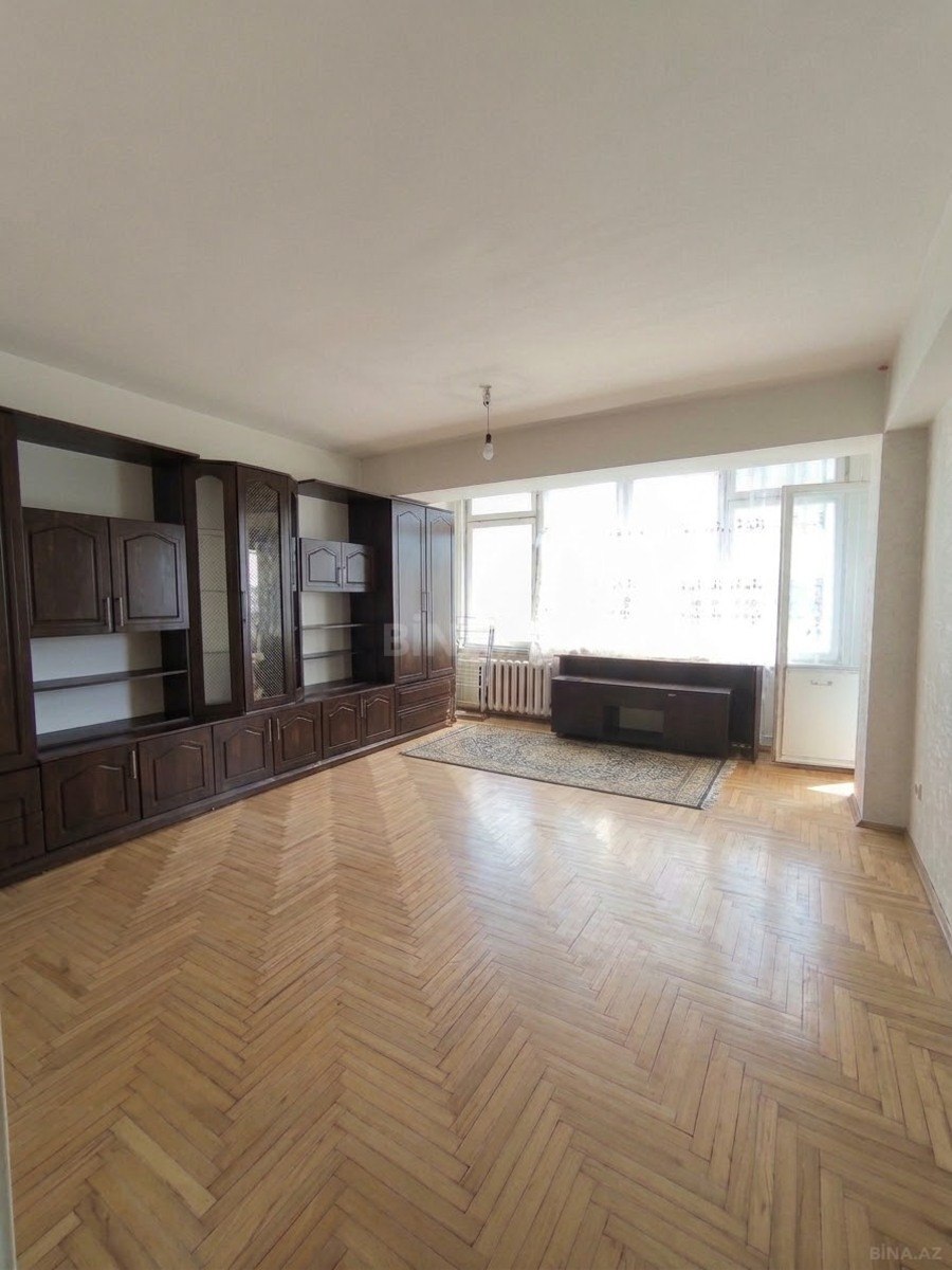 2 otaqlı Köhnə tikili, Gənclik m., Bakı