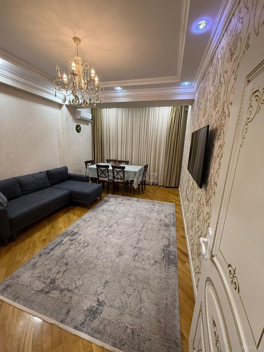 2 otaqlı Yeni tikili, 8-ci mikrorayon q., Bakı