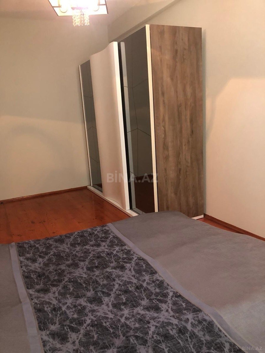 3 otaqlı Yeni tikili, Neftçilər m., Bakı