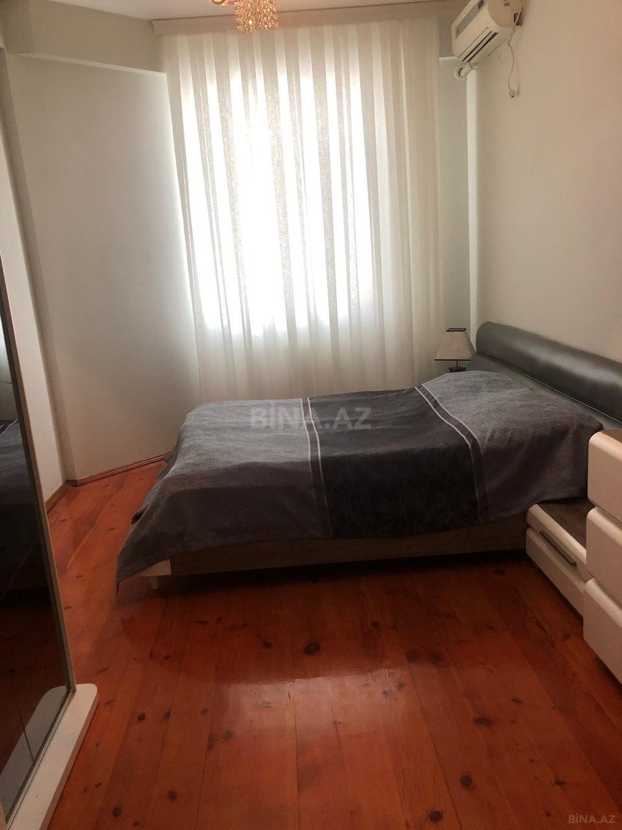 3 otaqlı Yeni tikili, Neftçilər m., Bakı