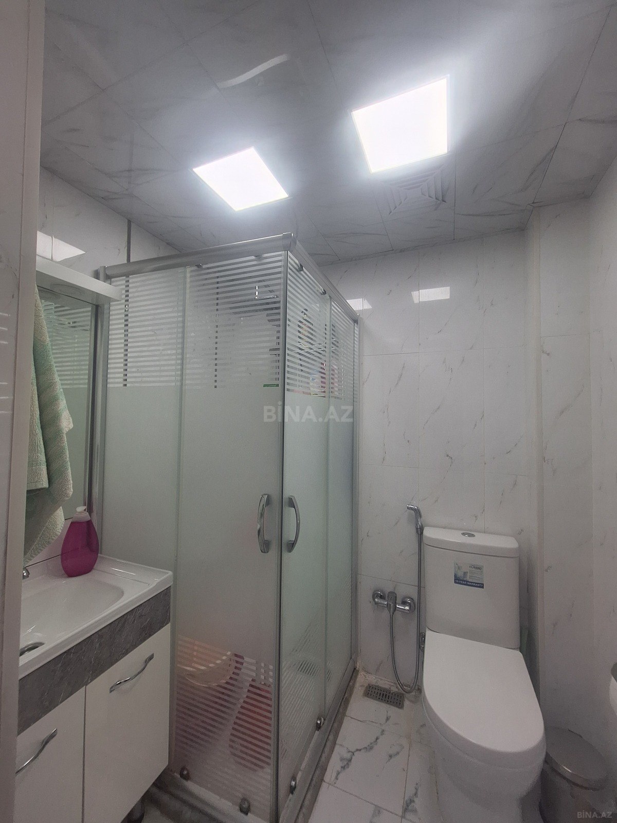 2 otaqlı Köhnə tikili, Elmlər Akademiyası m., Bakı
