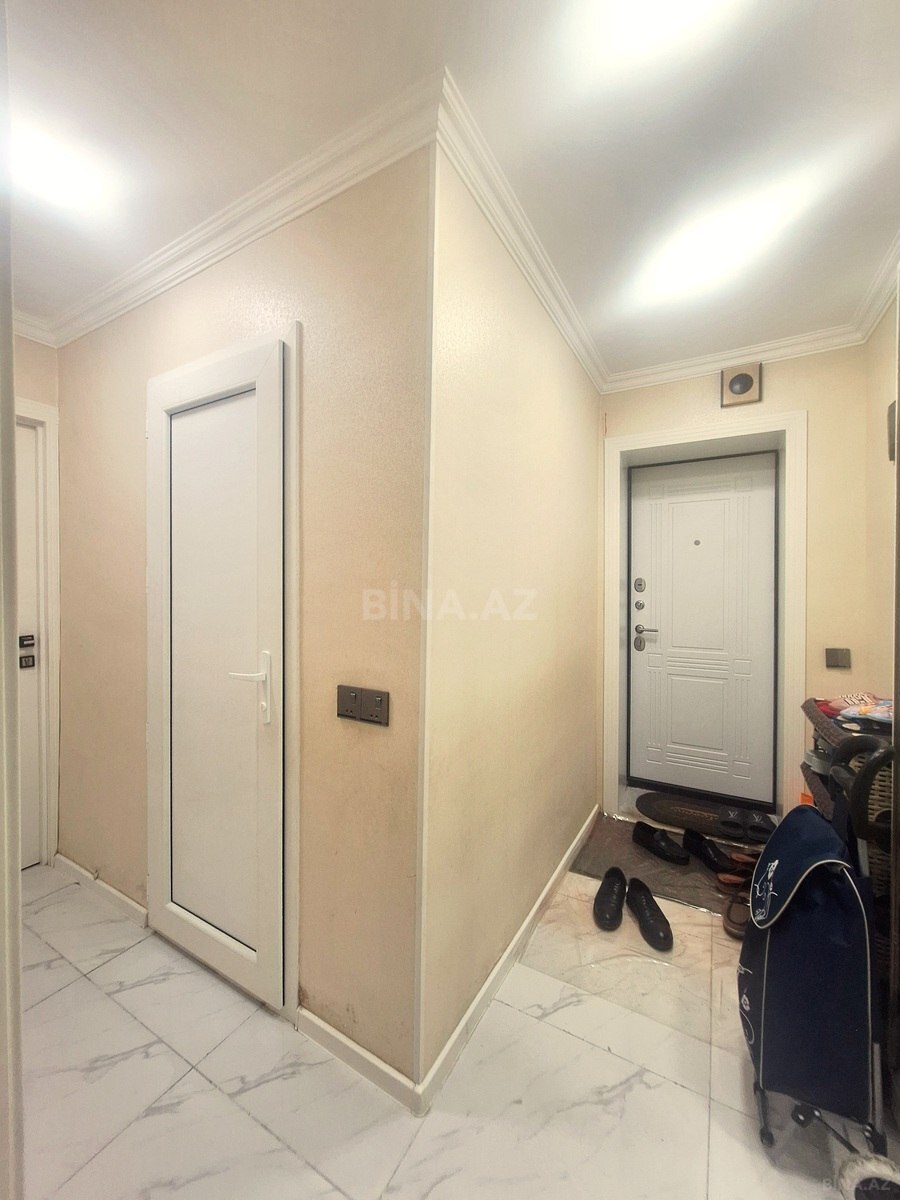 2 otaqlı Köhnə tikili, Elmlər Akademiyası m., Bakı