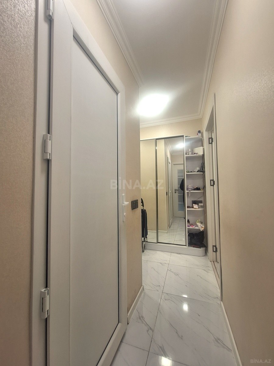 2 otaqlı Köhnə tikili, Elmlər Akademiyası m., Bakı