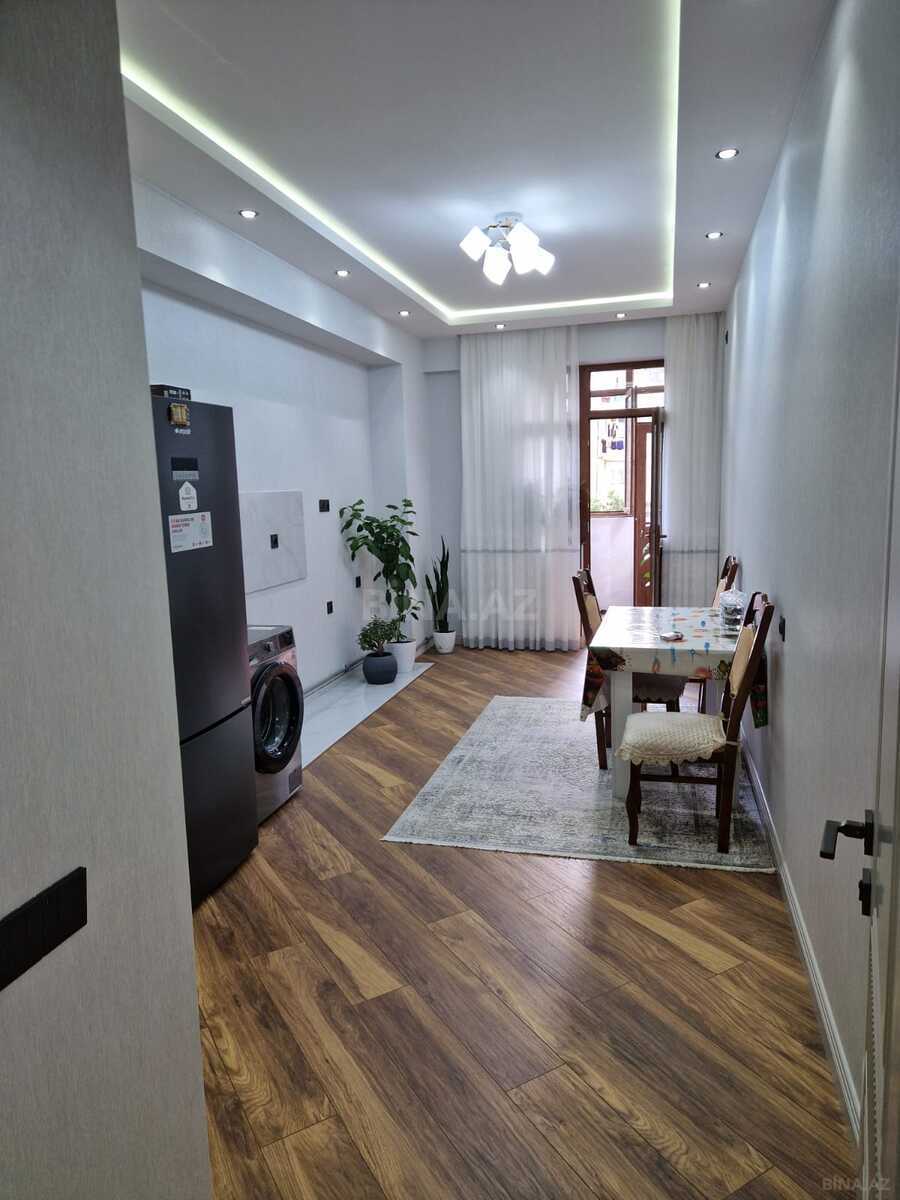3 otaqlı Yeni tikili, Xalqlar Dostluğu m., Bakı
