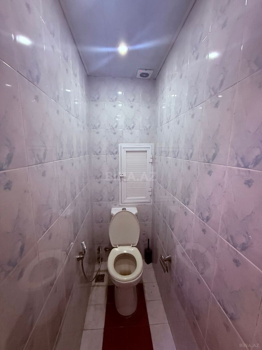 4 otaqlı Köhnə tikili, Xalqlar Dostluğu m., Bakı
