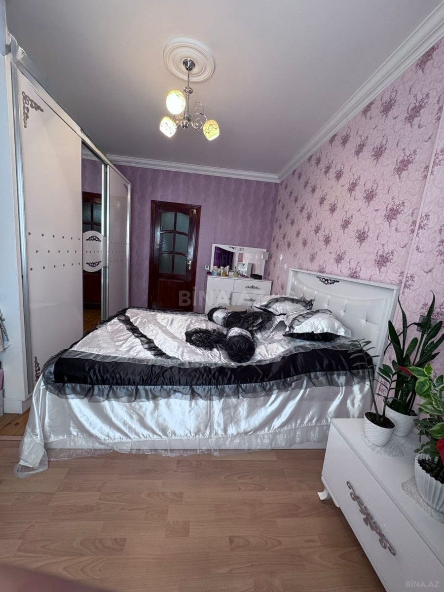 3 otaqlı Köhnə tikili, Suraxanı r., Bakı