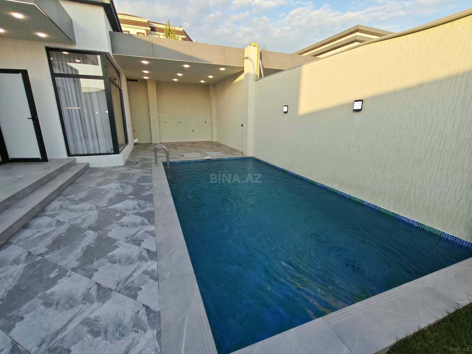 4 otaqlı Həyət evi/Bağ evi, Mərdəkan q., Bakı