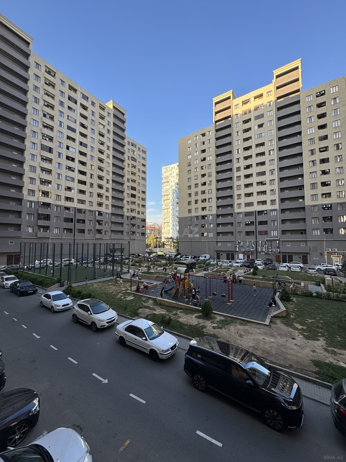 3 otaqlı Yeni tikili, Qara Qarayev m., Bakı
