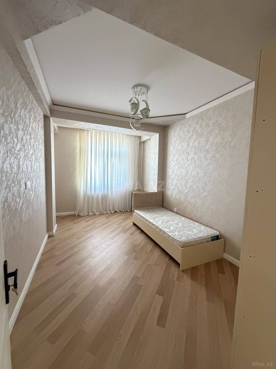 3 otaqlı Yeni tikili, İnşaatçılar m., Bakı