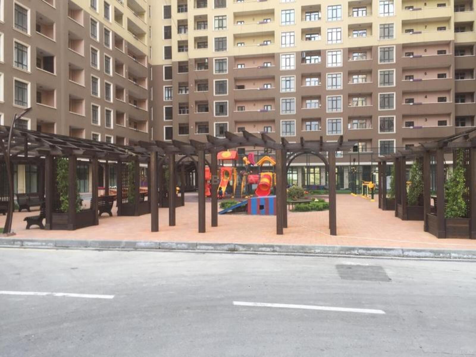 3 otaqlı Yeni tikili, İnşaatçılar m., Bakı