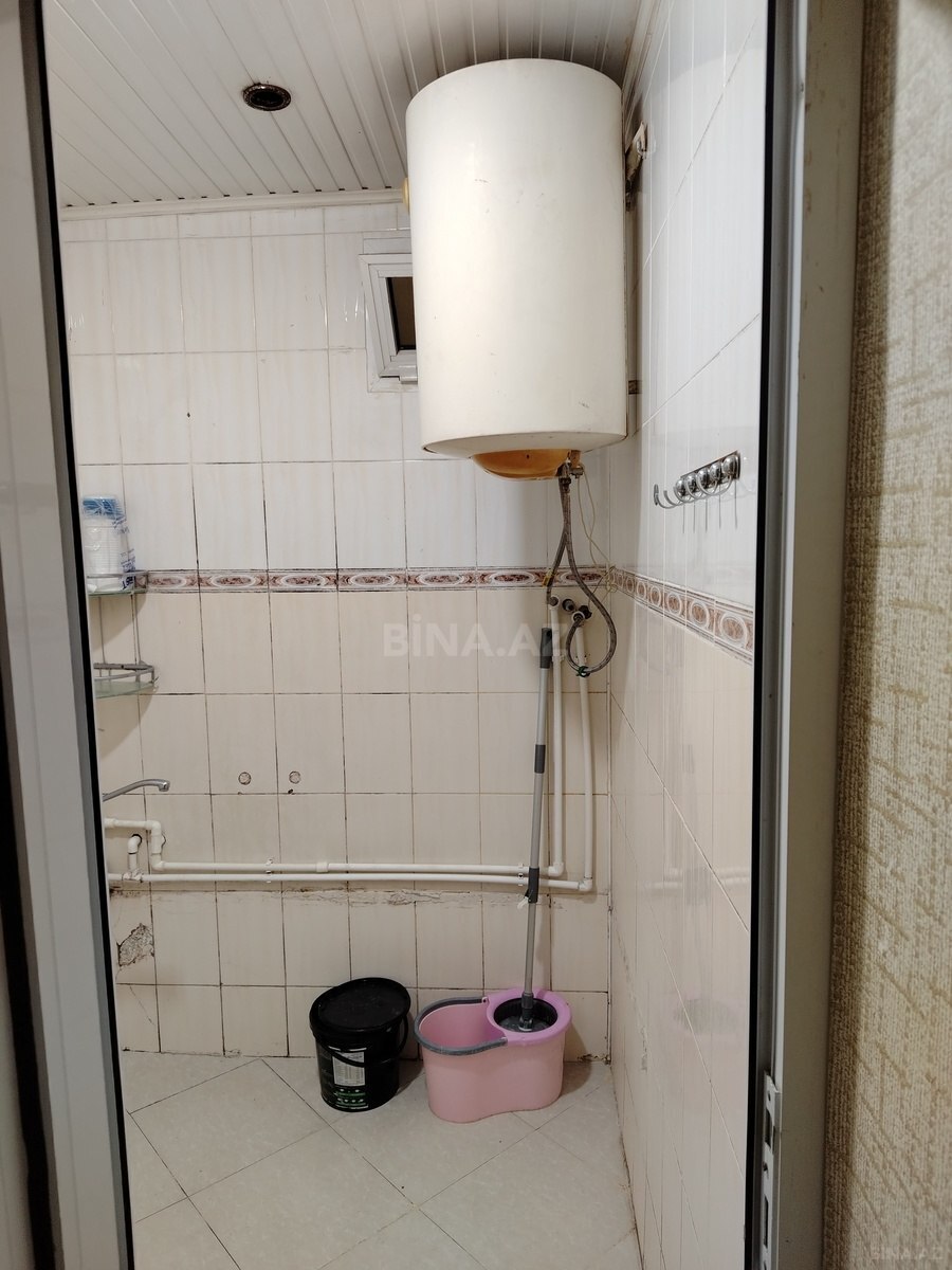 2 otaqlı Köhnə tikili, Memar Əcəmi m., Bakı