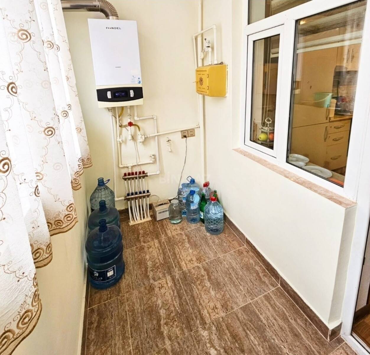 3 otaqlı Yeni tikili, İnşaatçılar m., Bakı