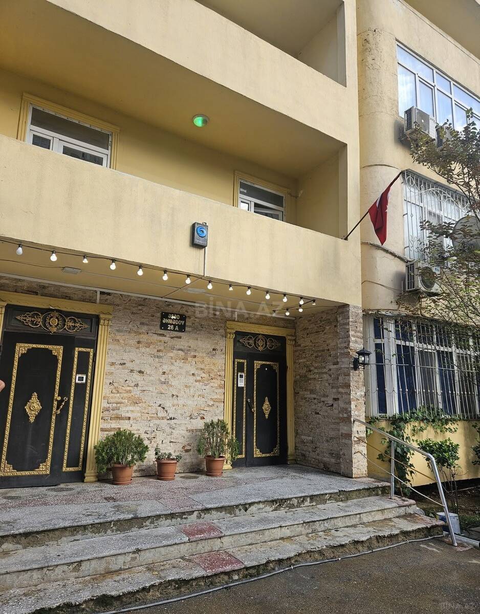 3 otaqlı Yeni tikili, İnşaatçılar m., Bakı