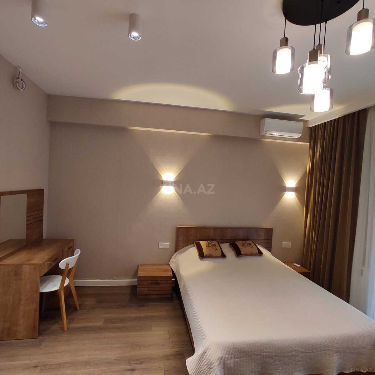 2 otaqlı Yeni tikili, 8 Noyabr m., Bakı