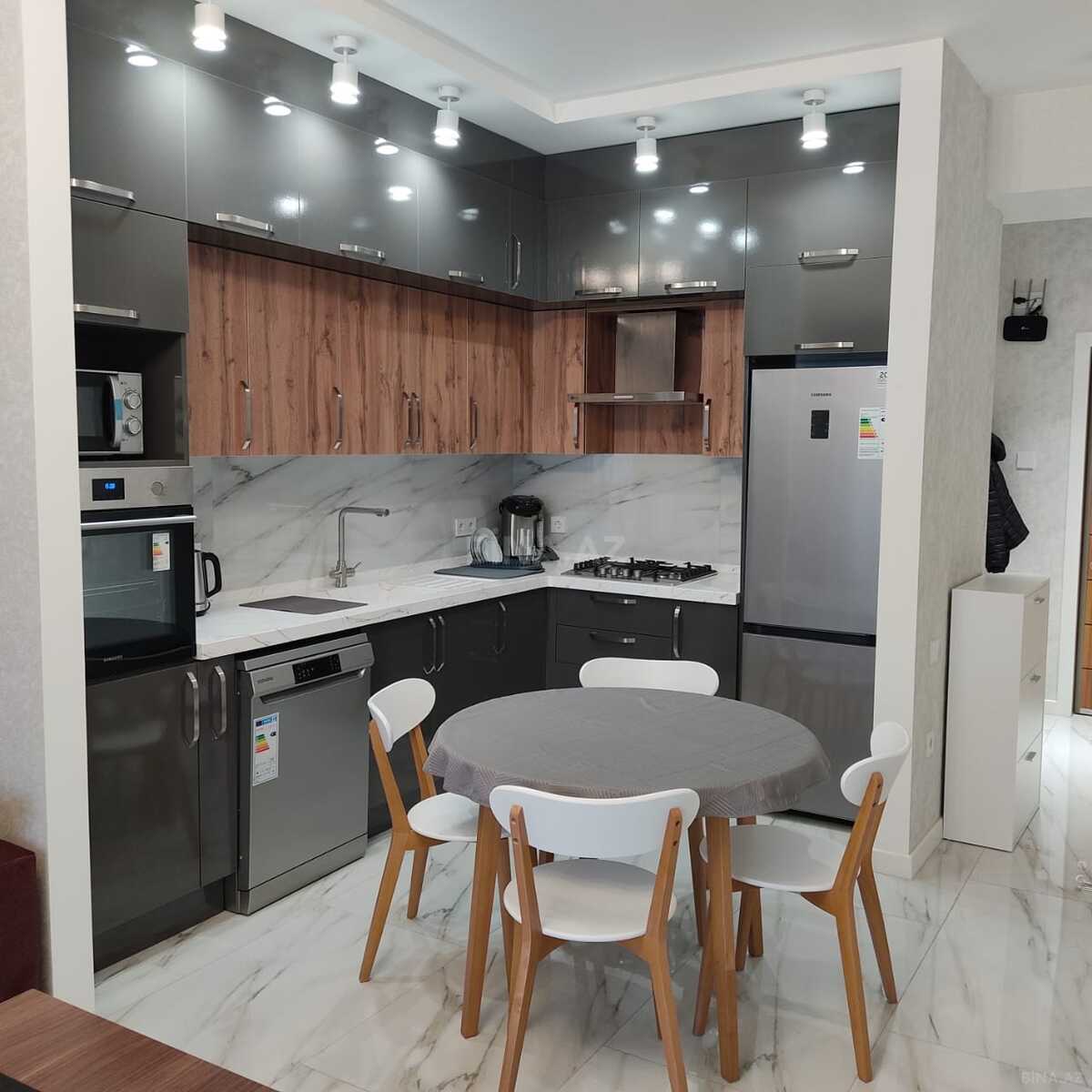 2 otaqlı Yeni tikili, 8 Noyabr m., Bakı