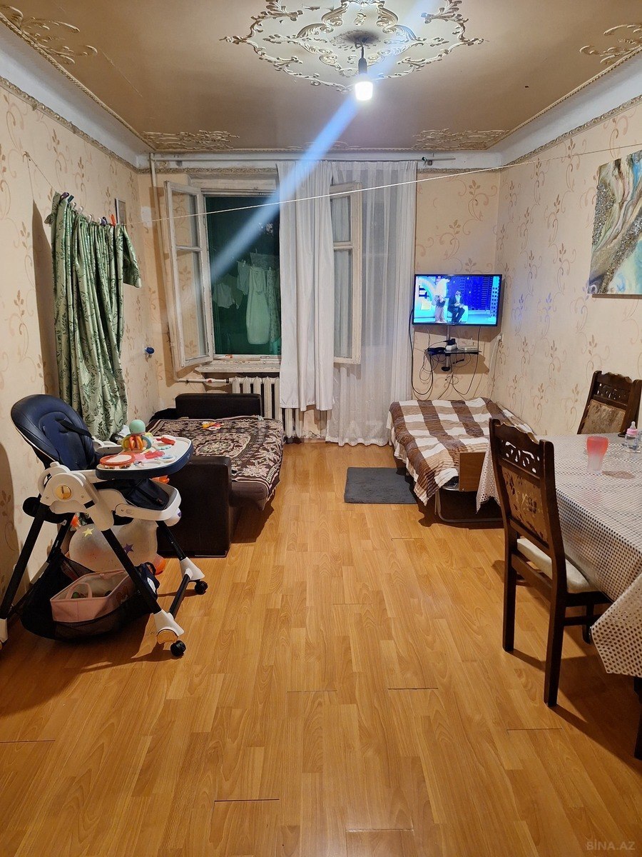 2 otaqlı Köhnə tikili, Azadlıq Prospekti m., Bakı