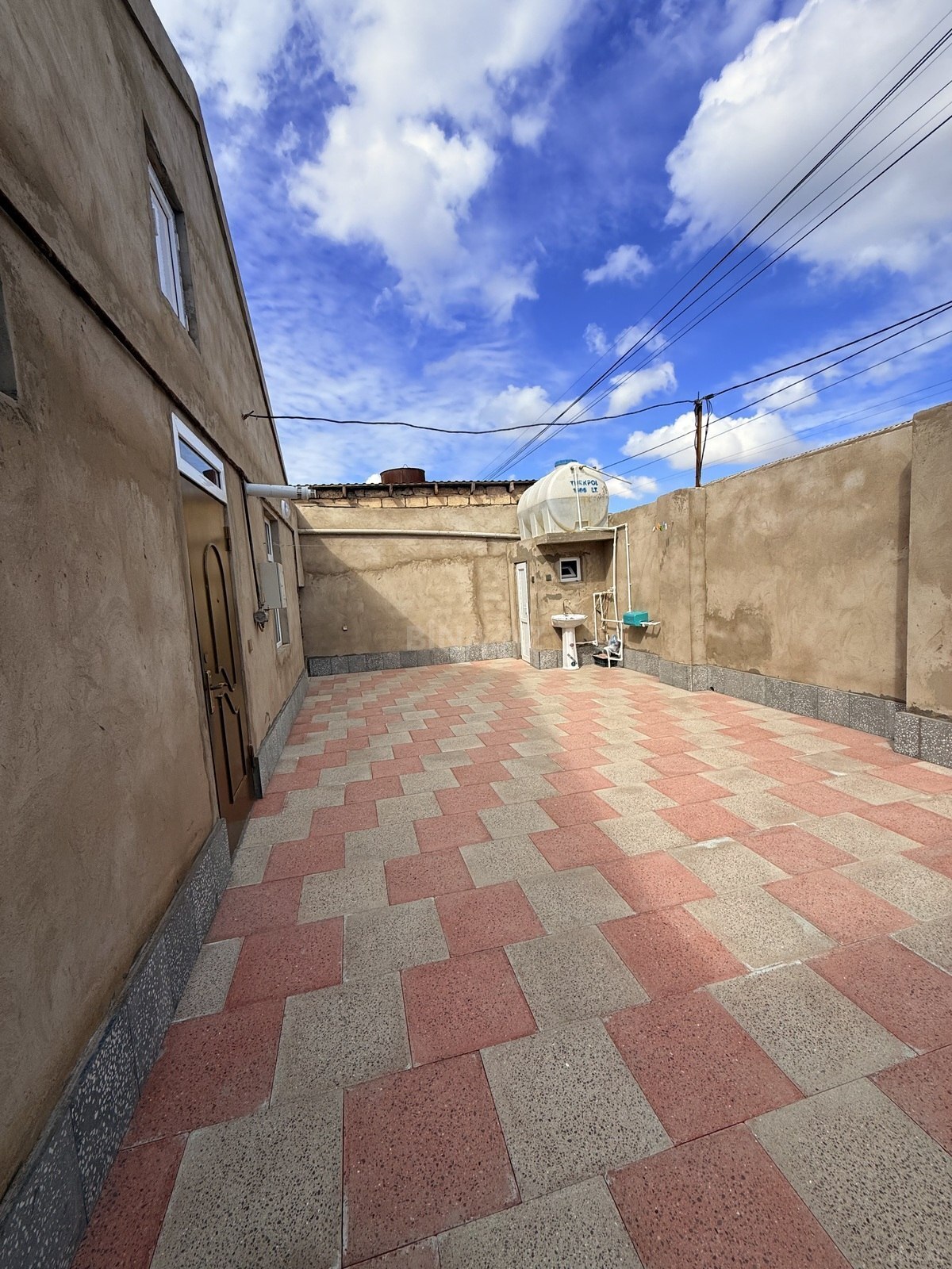 4 otaqlı Həyət evi/Bağ evi, Binə q., Bakı